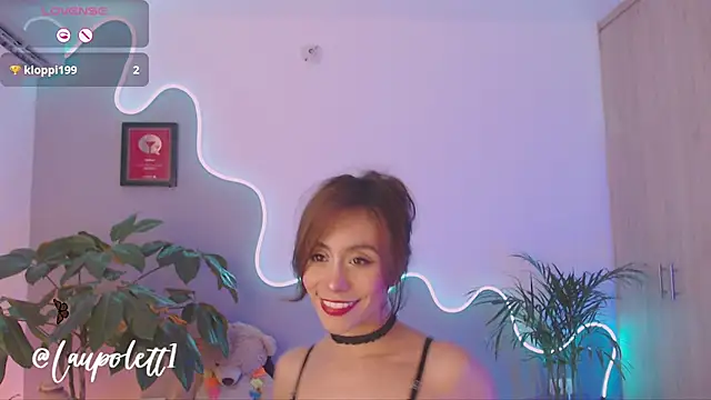 Snapshot of LauPolett chatting on February 9, 2025, 12:17 am LauPolett online show from February 9, 2025, 12:17 am