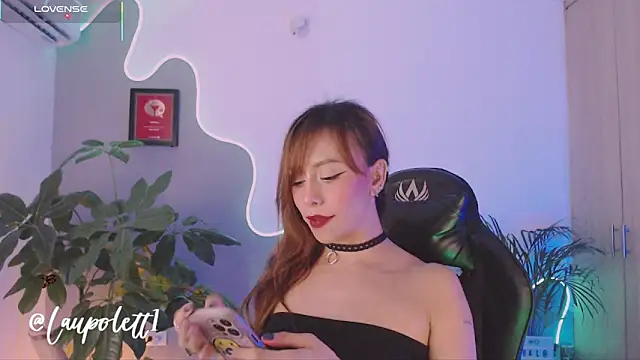 Snapshot of LauPolett chatting on September 28, 2025, 2:50 am LauPolett online show from September 28, 2025, 2:50 am