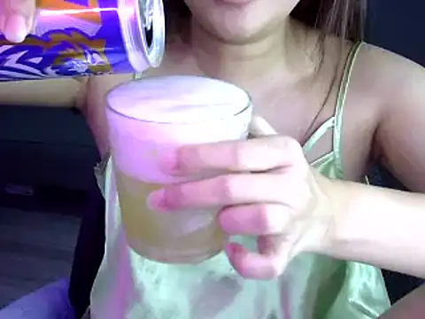 Bee 2k online show from October 27, 2025, 4:49 am