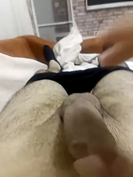 Snapshot of IZDIRAPVEREN chatting on December 9, 2024, 4:58 pm IZDIRAPVEREN online show from December 9, 2024, 4:58 pm