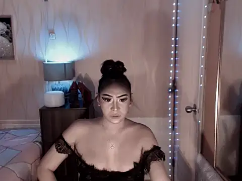 Biancafoxie online show from November 21, 2025, 5:06 am