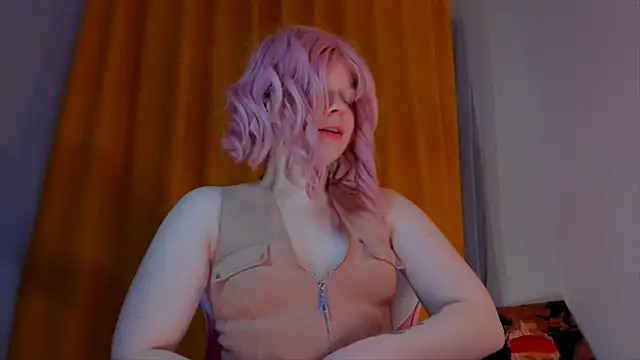 SueNiceeeee online show from April 12, 2026, 12:04 am