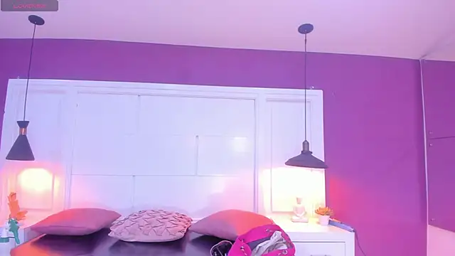 SilvanaCapelli online show from March 16, 2025, 5:03 am