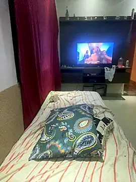 Snapshot of iarinhalatina chatting on November 11, 2025, 11:38 pm iarinhalatina online show from November 11, 2025, 11:38 pm