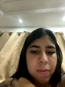 Snapshot of iarinhalatina chatting on November 16, 2025, 9:31 pm iarinhalatina online show from November 16, 2025, 9:31 pm