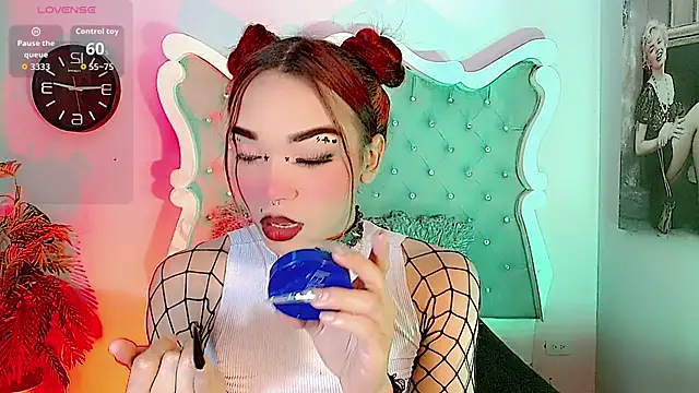 LeyXandrabraz online show from February 22, 2026, 8:29 pm