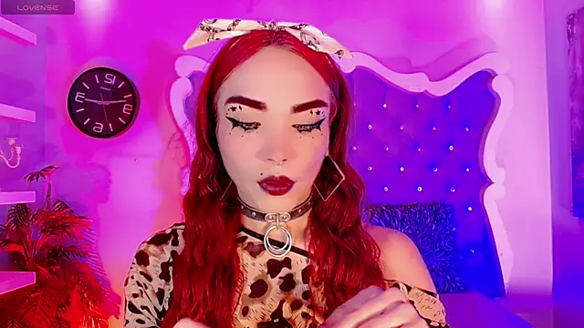 LeyXandrabraz online show from April 11, 2026, 8:13 pm