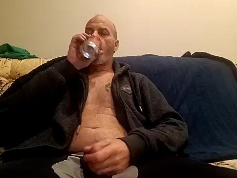 Ryeguy6969 online show from January 4, 2025, 11:59 pm