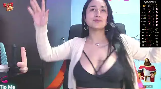 Snapshot of Annyee1 chatting on December 16, 2024, 2:38 pm Annyee1 online show from December 16, 2024, 2:38 pm