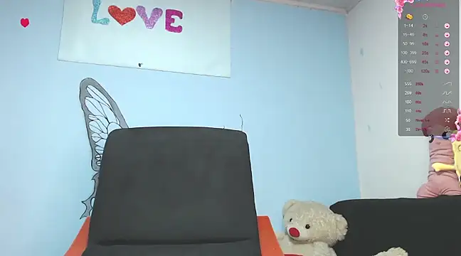 Snapshot of Annyee1 chatting on March 22, 2025, 3:09 am Annyee1 online show from March 22, 2025, 3:09 am