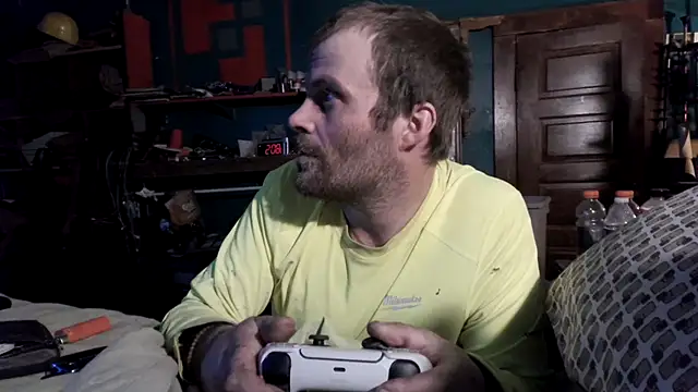 charactrzero online show from November 28, 2025, 1:30 am