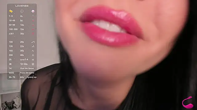 Veronicalanx1 online show from October 29, 2025, 12:18 pm