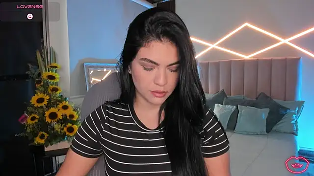 Veronicalanx1 online show from February 24, 2026, 11:52 am