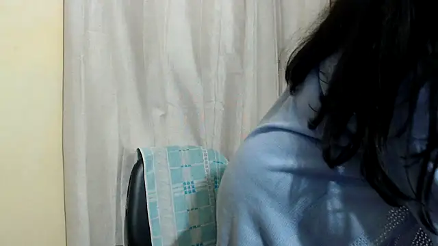 Snapshot of HOT_CHILLY chatting on January 22, 2025, 5:28 pm HOT CHILLY online show from January 22, 2025, 5:28 pm