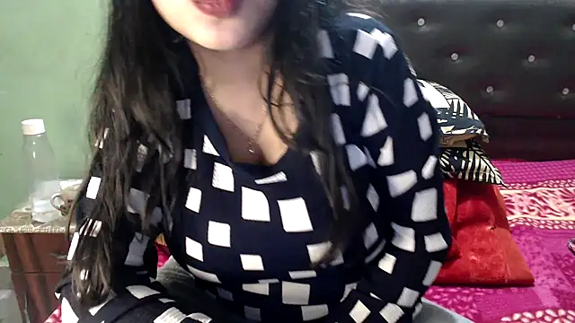 Snapshot of HOT_CHILLY chatting on January 23, 2025, 11:48 am HOT CHILLY online show from January 23, 2025, 11:48 am