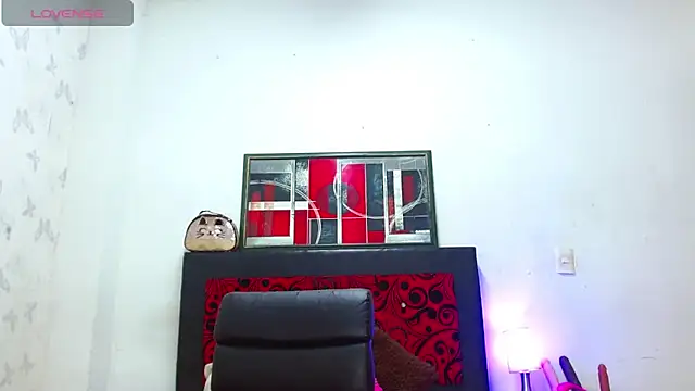 Snapshot of LexiStone_ chatting on February 12, 2025, 4:11 pm LexiStone  online show from February 12, 2025, 4:11 pm