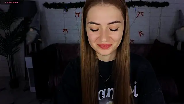 Adelyna Bird online show from December 26, 2024, 11:32 am