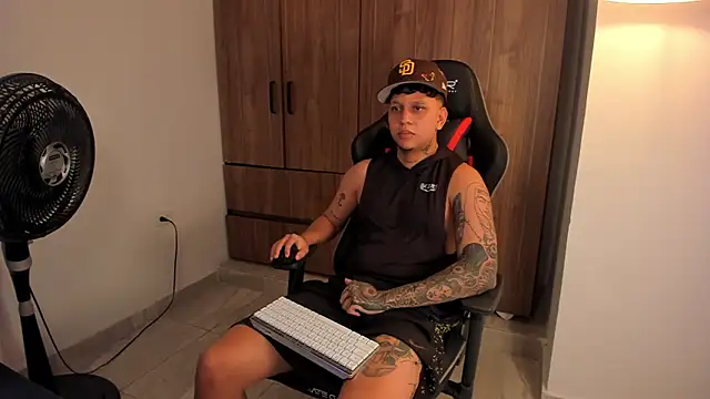 Jake simons online show from March 13, 2026, 11:33 pm