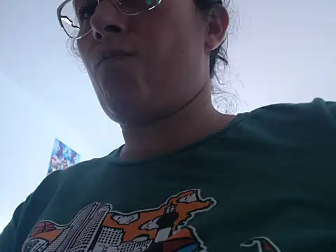 andreaisis2 online show from November 4, 2025, 6:51 pm