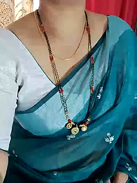 Snapshot of Indian_desi_wife chatting on December 8, 2024, 3:32 am Indian desi wife online show from December 8, 2024, 3:32 am