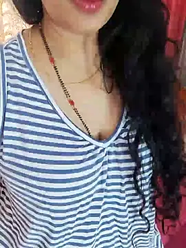 Snapshot of Indian_desi_wife chatting on December 16, 2024, 4:45 am Indian desi wife online show from December 16, 2024, 4:45 am