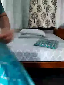 Snapshot of Indian_desi_wife chatting on December 16, 2024, 5:22 pm Indian desi wife online show from December 16, 2024, 5:22 pm