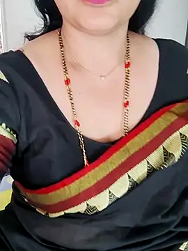 Snapshot of Indian_desi_wife chatting on February 20, 2025, 5:55 am Indian desi wife online show from February 20, 2025, 5:55 am