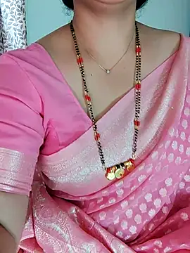 Snapshot of Indian_desi_wife chatting on February 21, 2025, 5:56 am Indian desi wife online show from February 21, 2025, 5:56 am