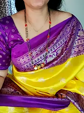 Snapshot of Indian_desi_wife chatting on February 28, 2025, 2:09 am Indian desi wife online show from February 28, 2025, 2:09 am