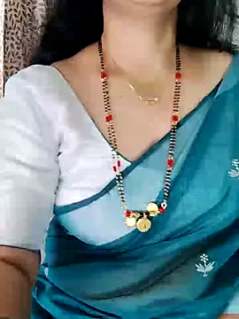 Snapshot of Indian_desi_wife chatting on March 20, 2025, 3:13 am Indian desi wife online show from March 20, 2025, 3:13 am