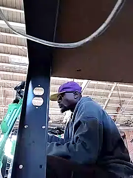 Daddy hook online show from December 18, 2024, 6:14 pm