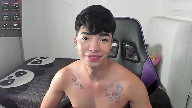 santy7v7 online show from December 7, 2024, 4:14 pm