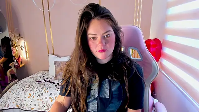 lena paulxo online show from July 12, 2026, 1:57 pm