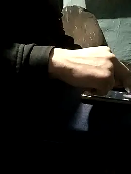 Wero4200 online show from December 15, 2025, 9:13 am