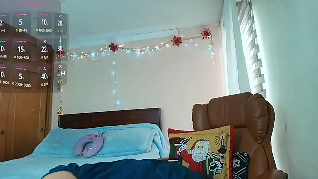 ISABEEL SOFIA01 online show from March 19, 2026, 4:33 pm