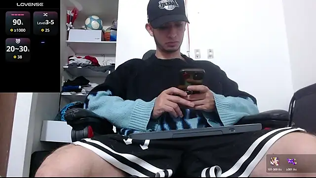 Snapshot of freestyle_blake1 chatting on November 20, 2025, 12:38 pm freestyle blake1 online show from November 20, 2025, 12:38 pm