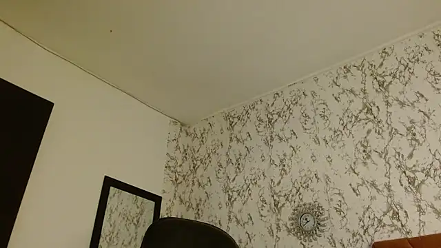 sexychubby    online show from October 10, 2025, 8:30 pm