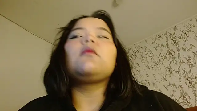 sexychubby    online show from December 15, 2025, 2:38 am