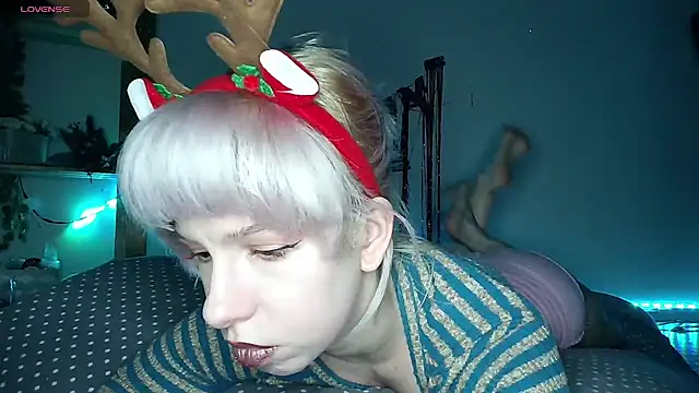 cruellagoth666 online show from December 24, 2024, 5:23 pm