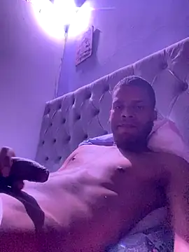 Snapshot of XWillianSmithX chatting on September 23, 2025, 7:44 am XWillianSmithX online show from September 23, 2025, 7:44 am