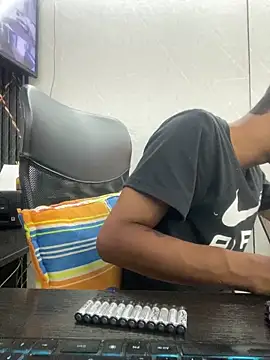 Snapshot of XWillianSmithX chatting on September 24, 2025, 5:27 pm XWillianSmithX online show from September 24, 2025, 5:27 pm