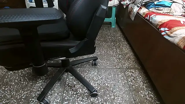 indianboy894 online show from November 29, 2025, 12:19 pm