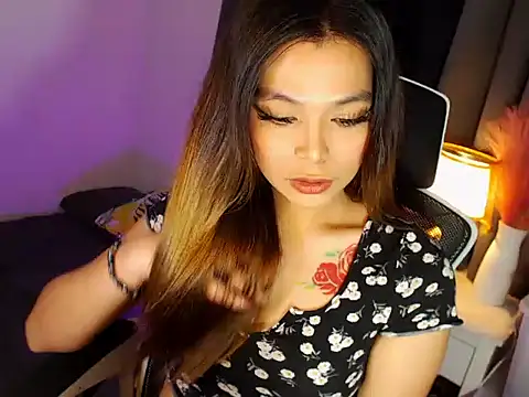 MajesticKitana online show from March 26, 2026, 4:07 am