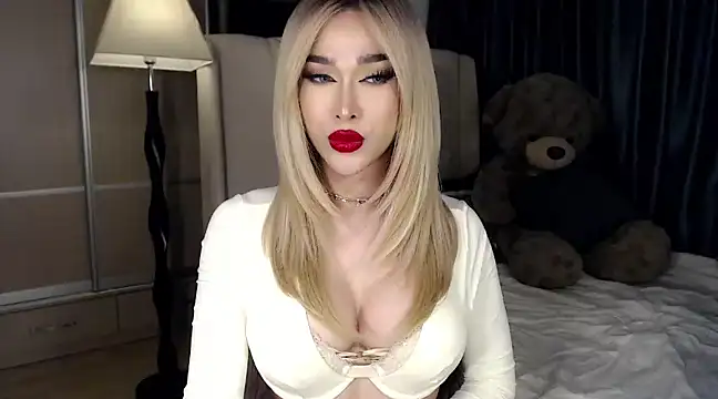 Snapshot of KeenMazikeen69 chatting on December 9, 2024, 3:40 am KeenMazikeen69 online show from December 9, 2024, 3:40 am