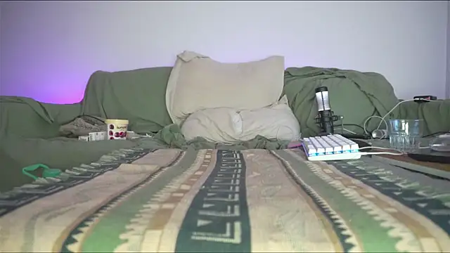 findomfeet online show from December 26, 2024, 2:55 am