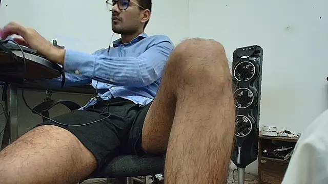 x-sebastian online show from February 16, 2026, 3:52 pm