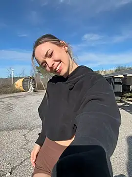 Snapshot of HopeHeaven chatting on January 18, 2025, 12:26 pm HopeHeaven online show from January 18, 2025, 12:26 pm