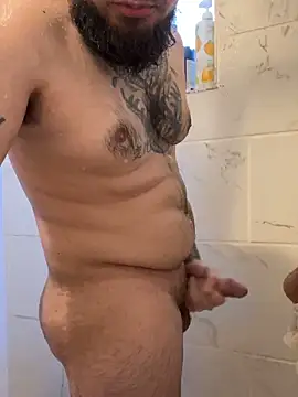 Snapshot of cnasty5621333 chatting on October 25, 2025, 2:35 pm cnasty5621333 online show from October 25, 2025, 2:35 pm