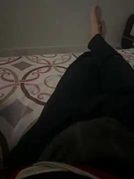 MAHKE12 online show from November 11, 2025, 9:37 pm