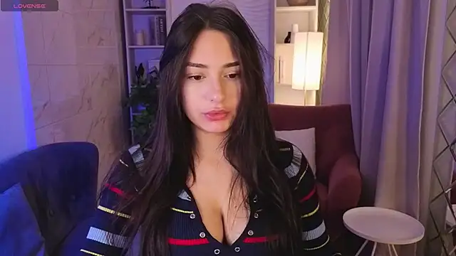 Snapshot of MilanaSugar chatting on November 20, 2025, 2:17 pm MilanaSugar online show from November 20, 2025, 2:17 pm